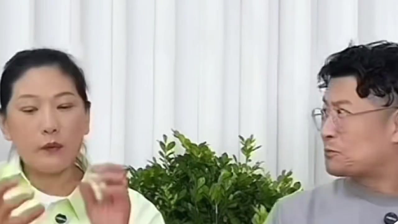 巩晓彬李昕恋情揭秘 惺惺相惜的爱情往事